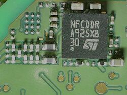 ST71NFCD Near Field Communications (NFC) controller